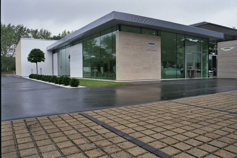 Autohaus Aston Martin